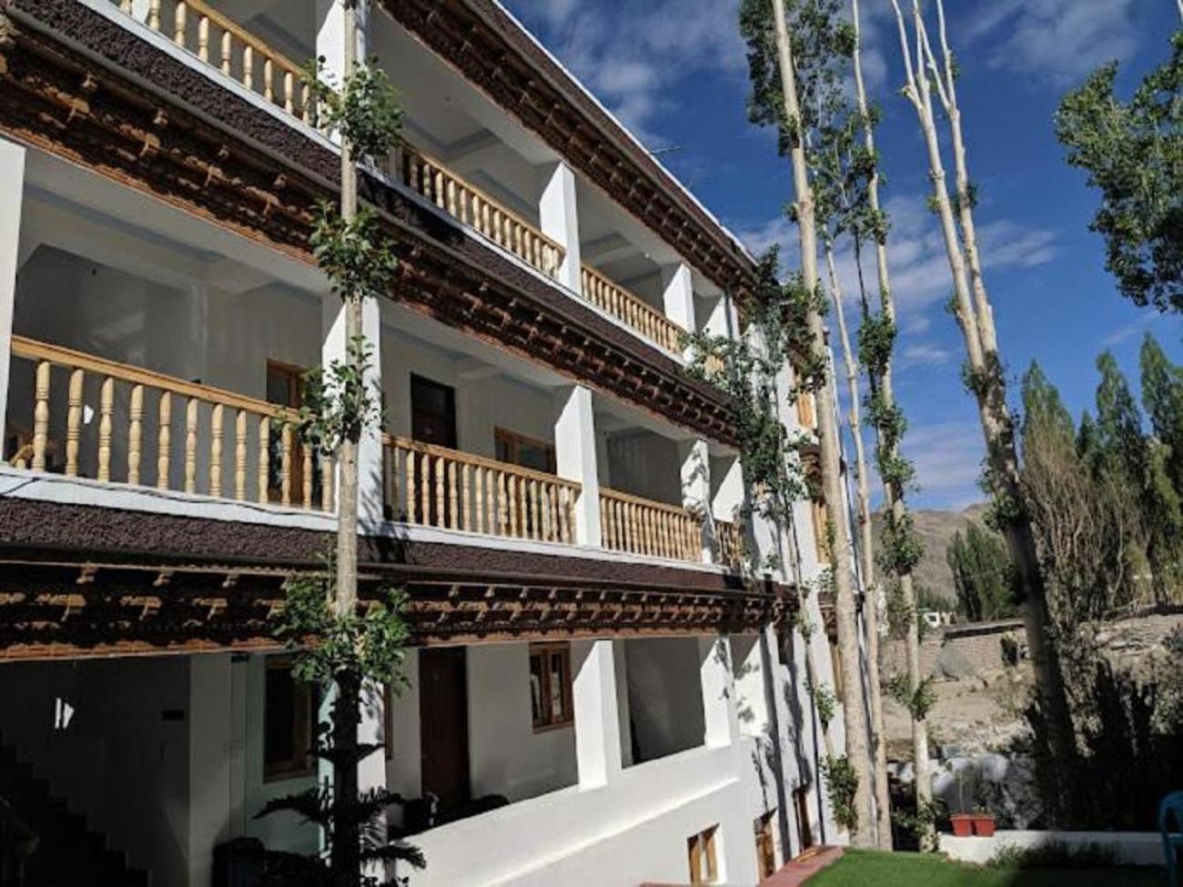 Hotel Ladakh Marvel Leh Exterior photo